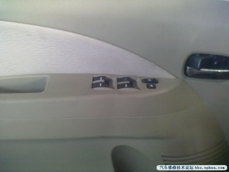 20120503731_.jpg