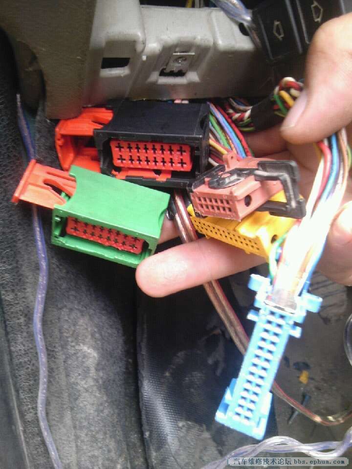 XP]U%[~~HL)DJ7AHMPTW_KW.jpg